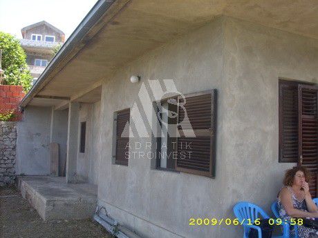 Дом на Круче, Черногория, 120 м2 - фото 1
