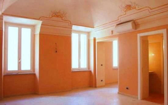 Квартира в Альбенге, Италия, 100 м2 - фото 1
