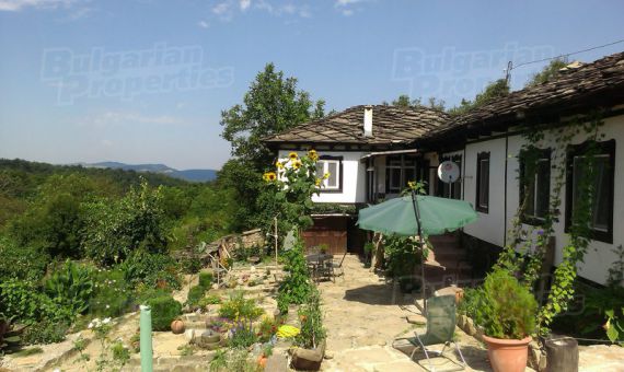 Дом в Велико-Тырново, Болгария, 146 м² - фото 1