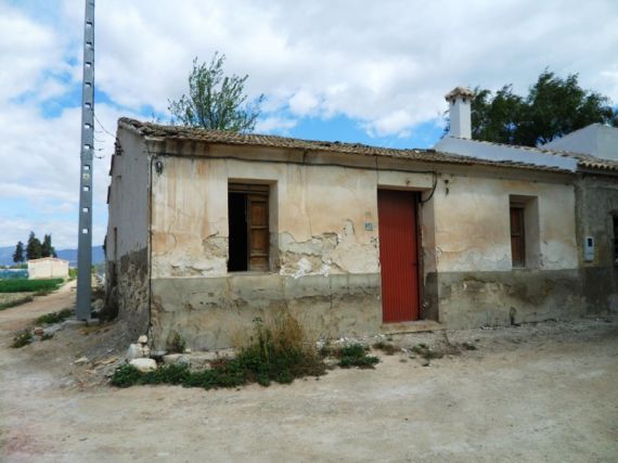 Дом под реконструкцию в Аликанте, Испания, 90 м2 - фото 1