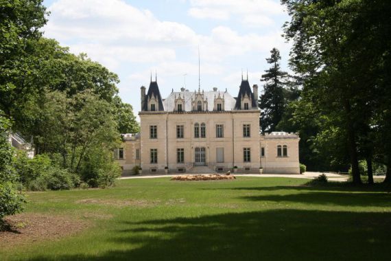 Замок в Лимузене, Франция, 550 м2 - фото 1