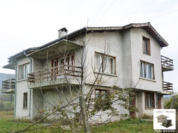 Дом в Габрово, Болгария, 223 м2 - фото 1