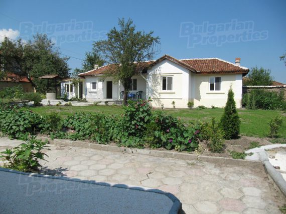 Дом в Пловдиве, Болгария, 90 м² - фото 1