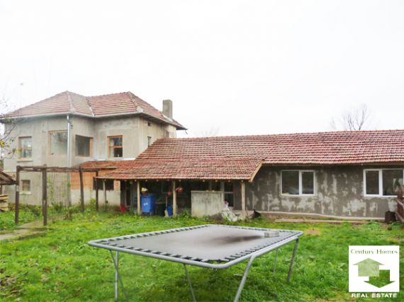 Дом в Велико Тырново, Болгария, 170 м2 - фото 1