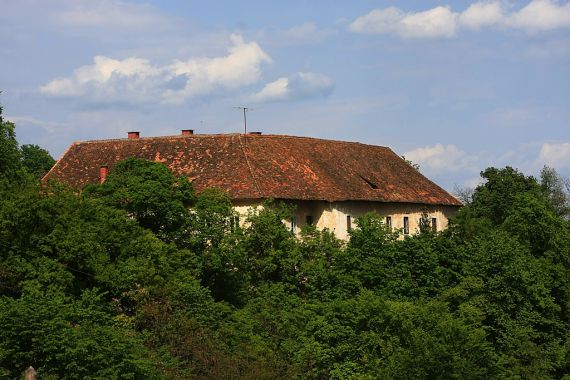 Замок Кршко, Словения, 2 143 м2 - фото 1