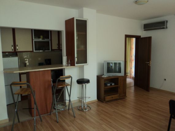 Квартира в Варне, Болгария, 65 м2 - фото 1