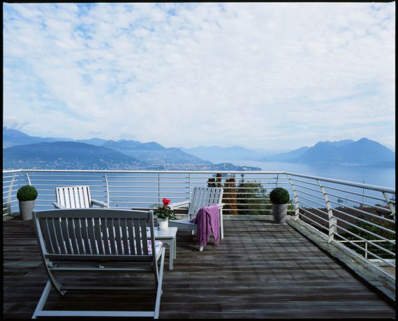 Апартаменты у озера Маджоре, Италия, 180 м2 - фото 1