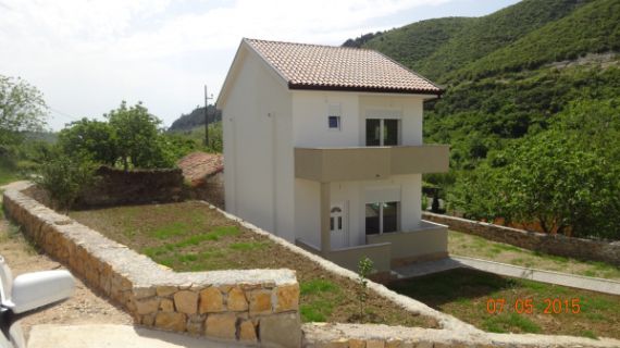Дом в Улцине, Черногория, 120 м2 - фото 1