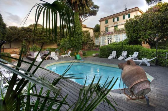Отель, гостиница в Кастильончелло, Италия, 2 200 м2 - фото 1