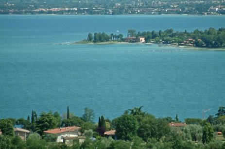 Вилла Озеро Гарда, Италия, 280 м2 - фото 1
