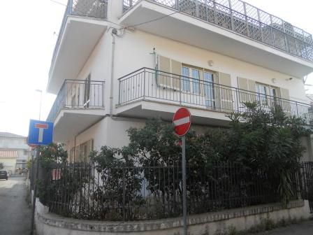 Квартира Абруццо, Италия, 50 м2 - фото 1