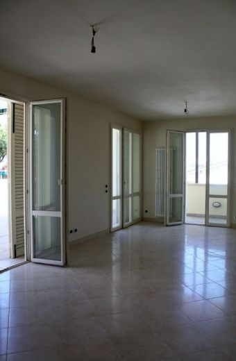 Квартира в Виареджо, Италия, 100 м2 - фото 1