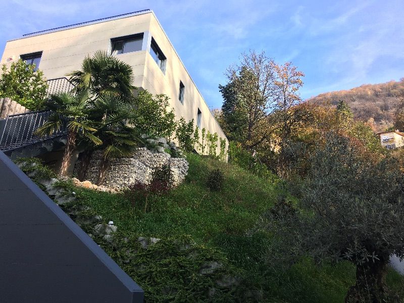 Вилла в Лугано, Швейцария, 360 м2 - фото 1