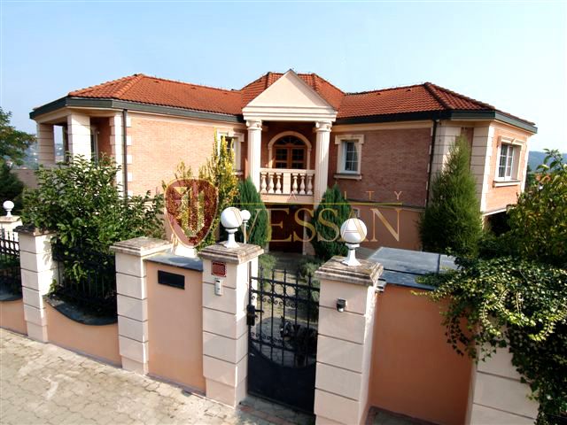 Дом Мниховице, Чехия, 595 м² - фото 1