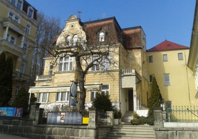 Коммерческая недвижимость в Марианске-Лазне, Чехия, 460 м2 - фото 1