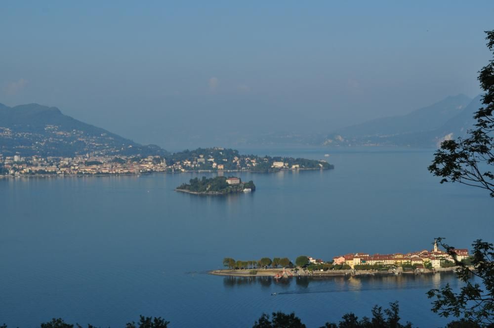 Апартаменты у озера Маджоре, Италия, 85 м2 - фото 1