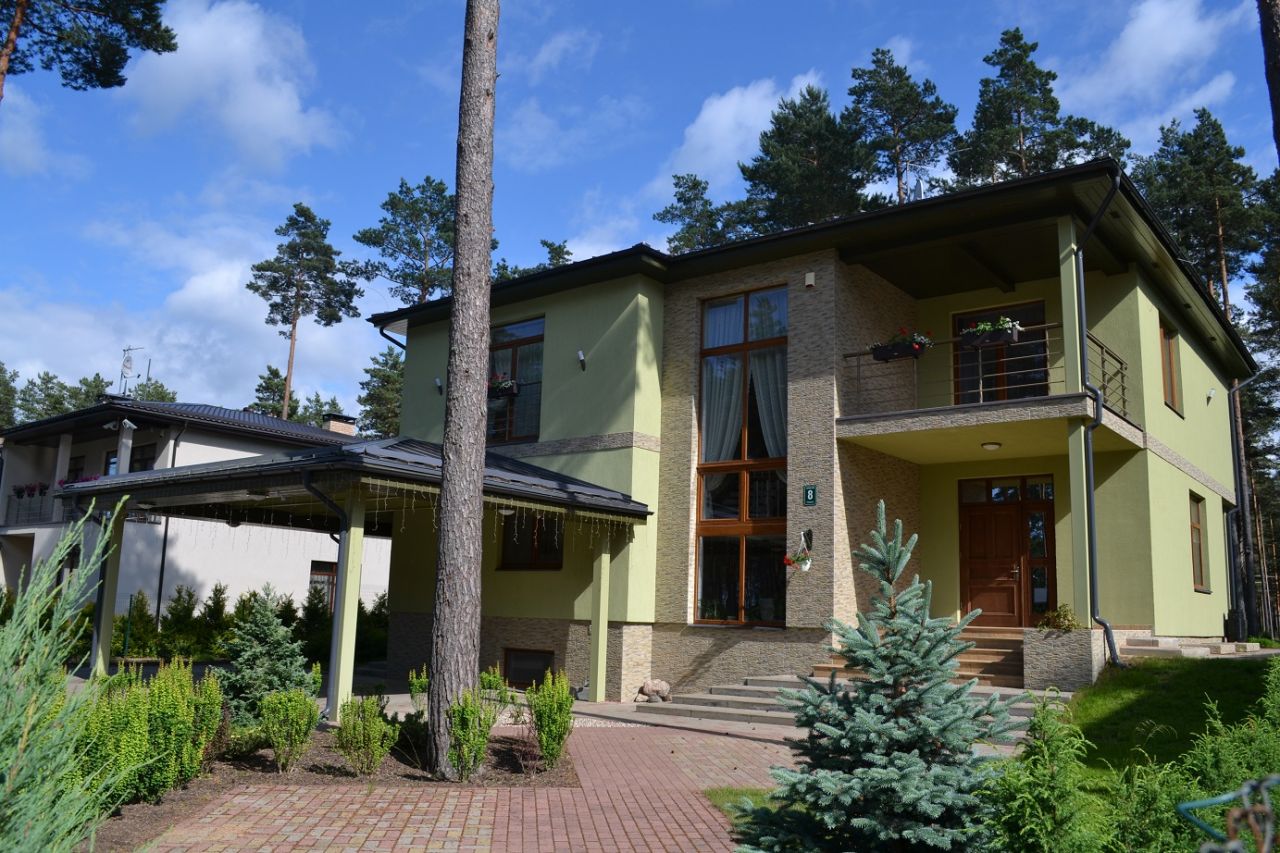 Дом Балтэзерс, Латвия, 423 м2 - фото 1