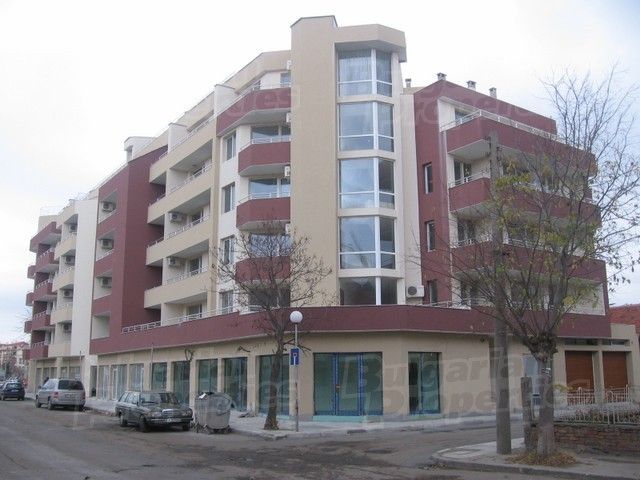 Апартаменты в Поморие, Болгария, 75.6 м2 - фото 1