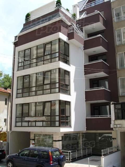 Апартаменты в Бургасе, Болгария, 235.64 м2 - фото 1