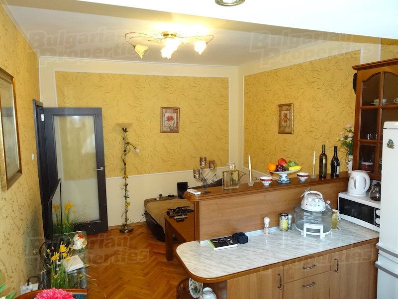 Апартаменты в Варне, Болгария, 80 м2 - фото 1