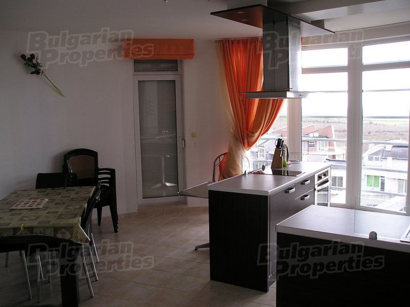 Апартаменты на Солнечном берегу, Болгария, 180.04 м2 - фото 1