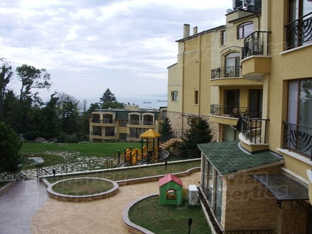 Апартаменты в Святых Константине и Елене, Болгария, 80.91 м2 - фото 1