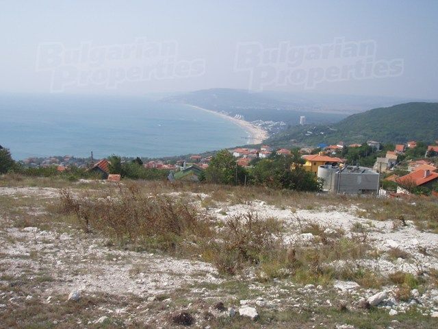 Земля в Балчике, Болгария - фото 1
