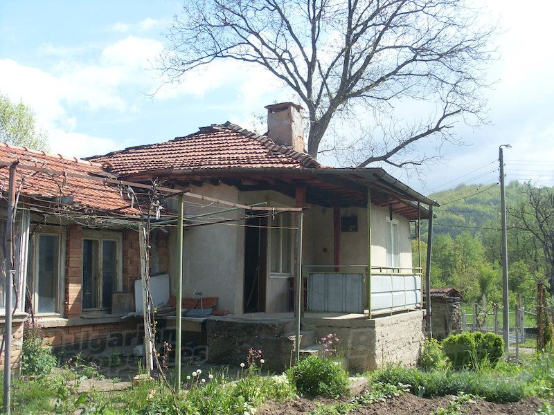 Дом в Ловече, Болгария, 70 м2 - фото 1