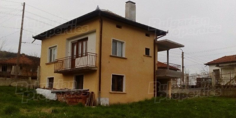 Дом в Ловече, Болгария, 114 м2 - фото 1