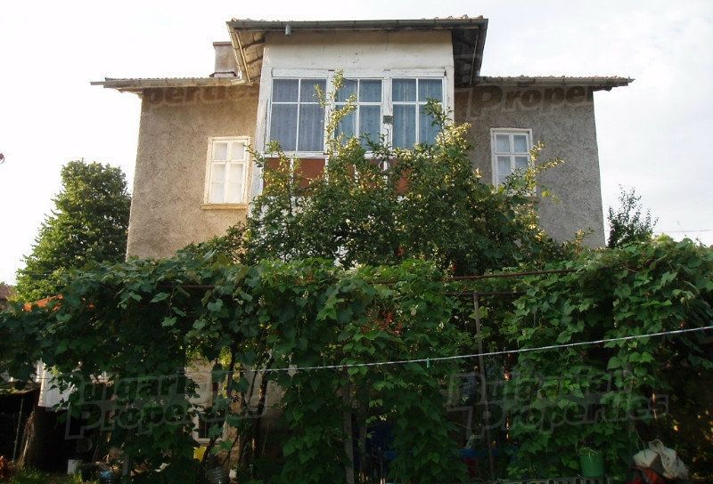 Дом в Ловече, Болгария, 241 м2 - фото 1
