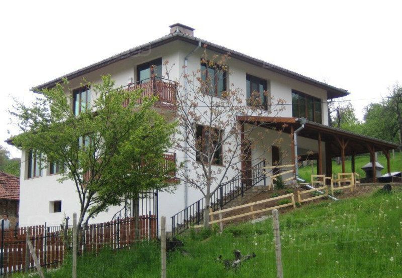 Дом в Габрово, Болгария, 251 м2 - фото 1