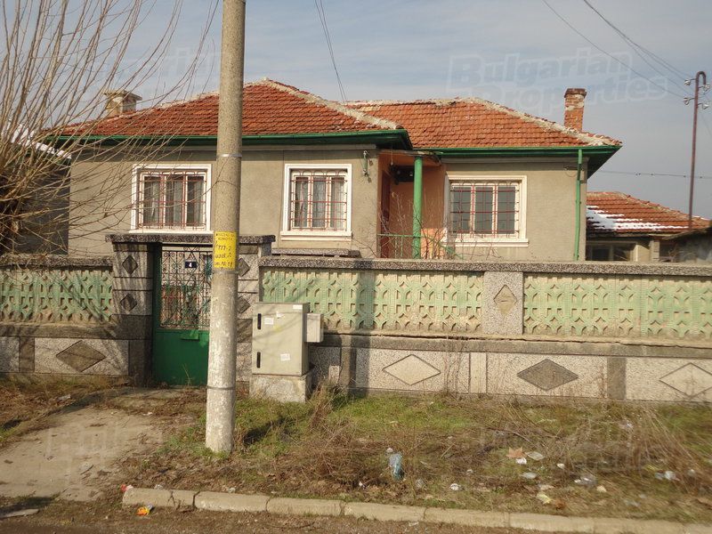 Дом в Стара Загоре, Болгария, 130 м2 - фото 1