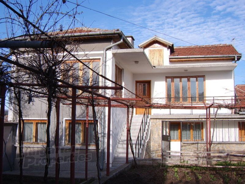 Дом в Стара Загоре, Болгария, 160 м2 - фото 1
