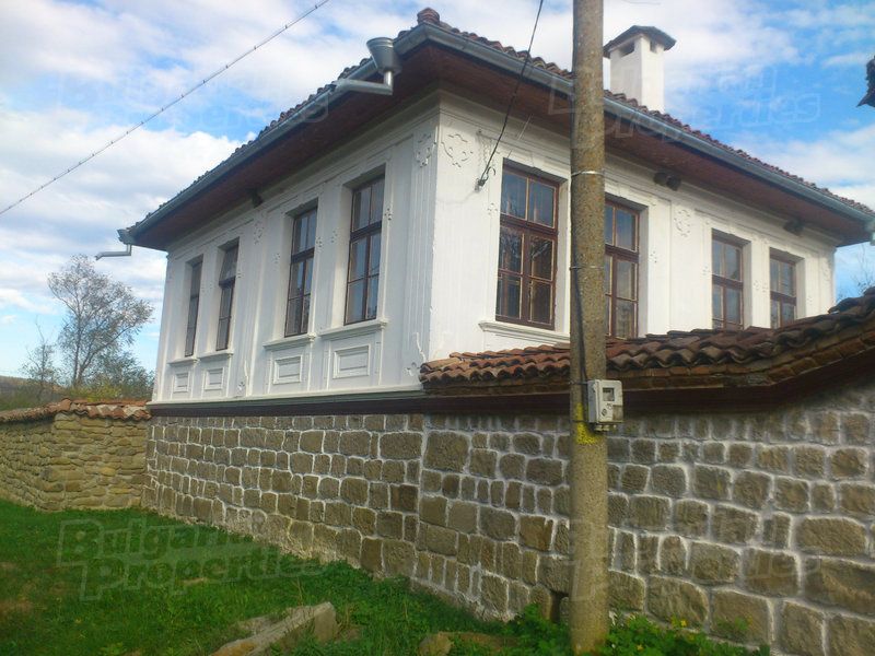 Дом в Велико Тырново, Болгария, 185 м2 - фото 1