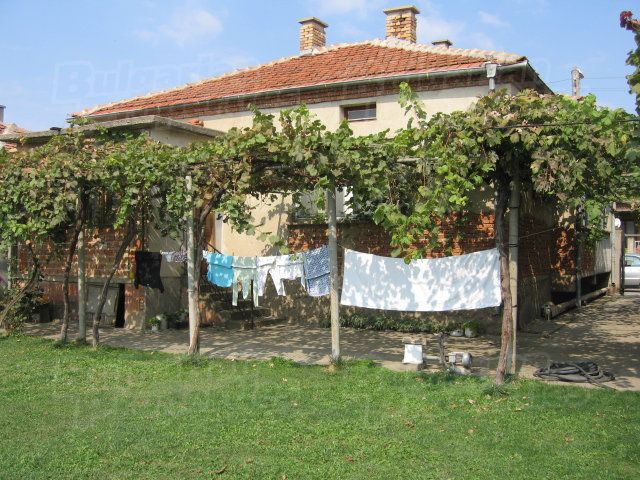 Дом в Сливене, Болгария, 250 м2 - фото 1