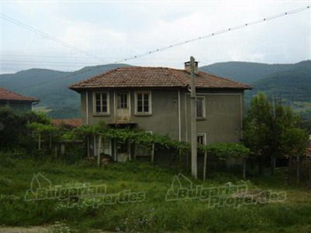 Дом в Ловече, Болгария, 150 м2 - фото 1