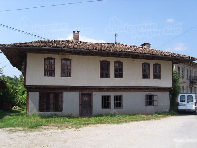 Дом в Велико Тырново, Болгария, 300 м2 - фото 1