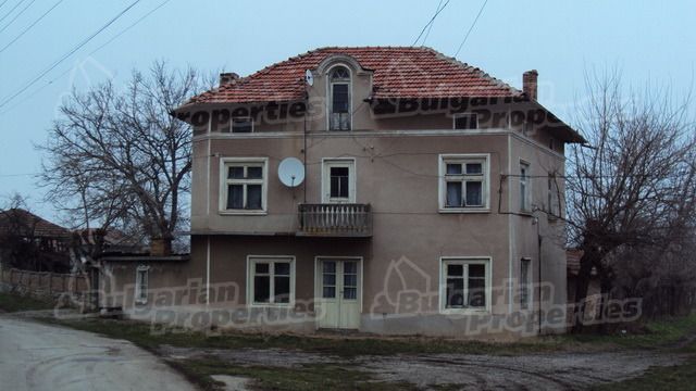 Дом в Велико Тырново, Болгария, 130 м2 - фото 1