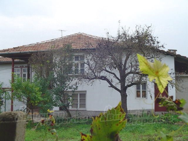 Дом в Велико Тырново, Болгария, 350 м2 - фото 1