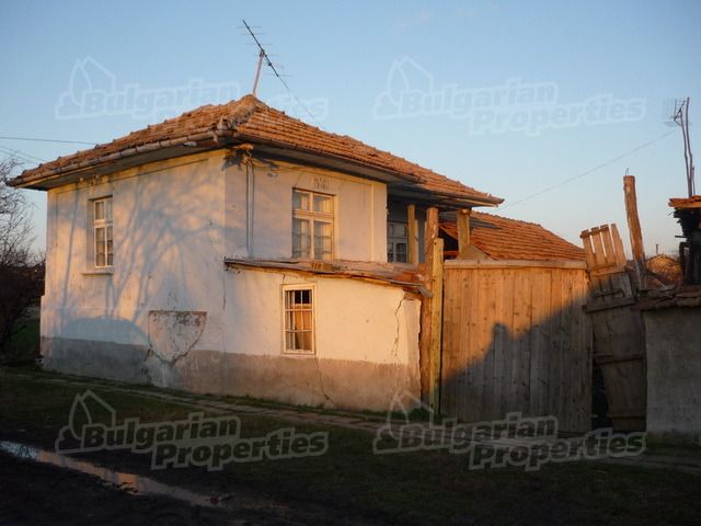 Дом в Велико Тырново, Болгария, 100 м2 - фото 1