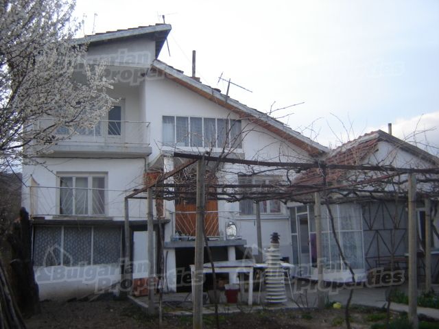 Дом в Сливене, Болгария, 110 м2 - фото 1
