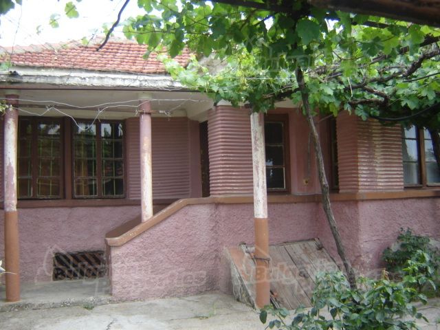 Дом в Сливене, Болгария, 93 м2 - фото 1