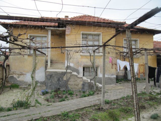 Дом в Пловдиве, Болгария, 70 м2 - фото 1