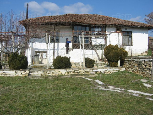Дом в Ямболе, Болгария, 109 м2 - фото 1