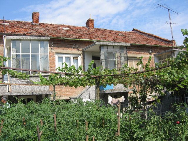 Дом в Ямболе, Болгария, 114 м2 - фото 1