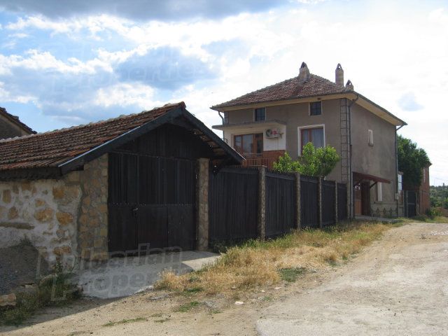 Дом в Ямболе, Болгария, 150 м2 - фото 1