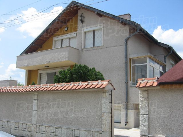 Дом в Ямболе, Болгария, 360 м2 - фото 1