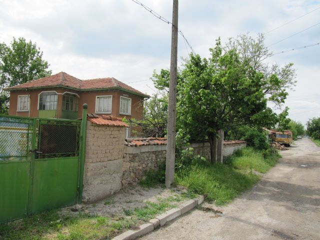 Дом в Пловдиве, Болгария, 140 м2 - фото 1