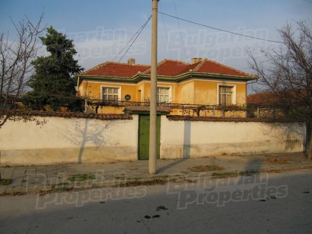 Дом в Пловдиве, Болгария, 140 м2 - фото 1