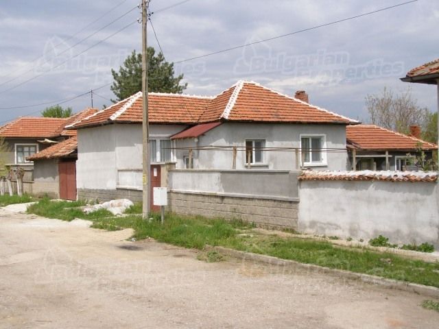 Дом в Пловдиве, Болгария, 74 м2 - фото 1
